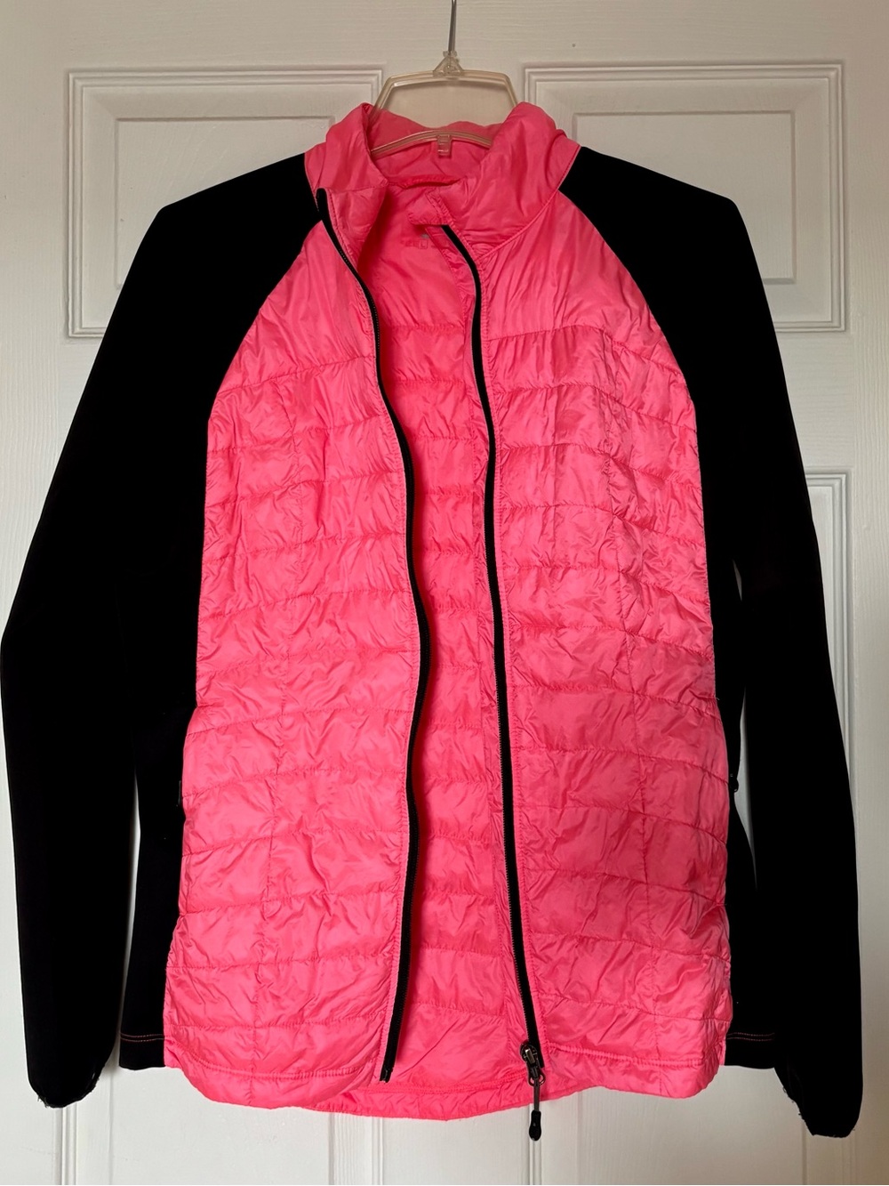 32 Degrees Coral Quilted Puffer Jacket with Black Sleeves